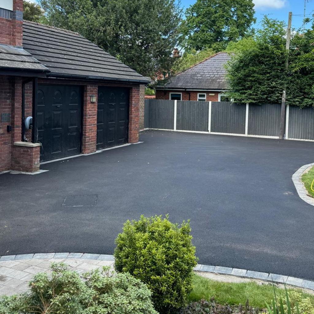 Local Tarmac Driveway Experts